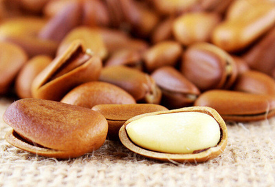 寶寶食用堅(jiān)果指南 8種常見(jiàn)堅(jiān)果的營(yíng)養(yǎng)、益處與安全須知